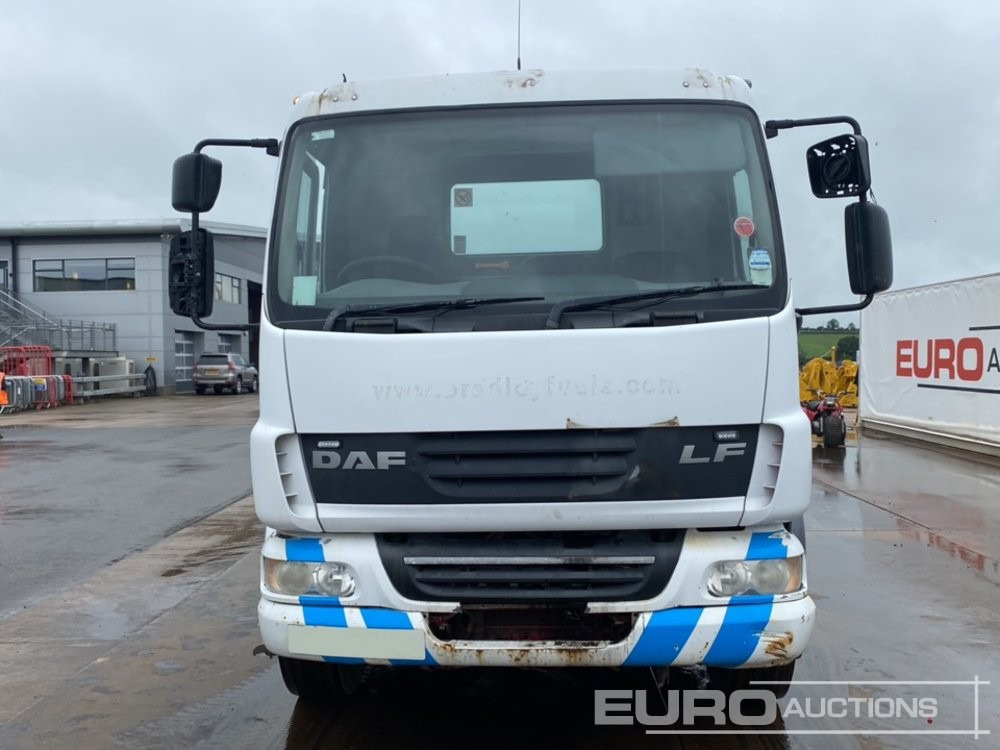 Caminhão tanque 2007 DAF LF55 220: foto 7