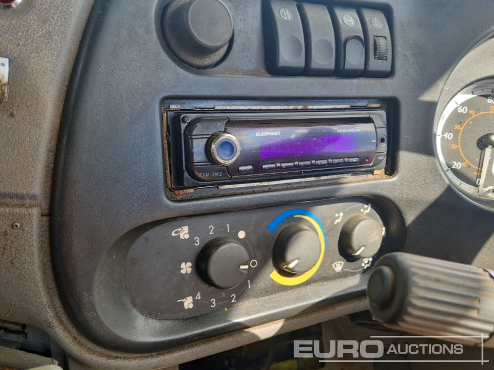Camião basculante 2009 DAF LF55.250: foto 36