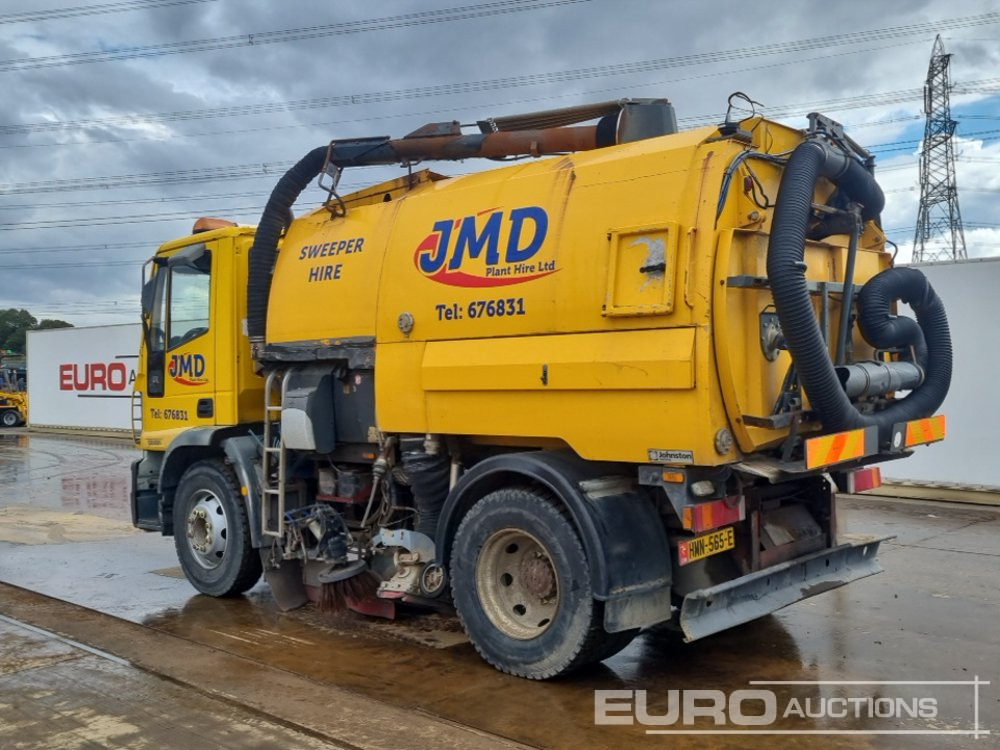 2009 Iveco Euro Cargo 150E21 - Varredora urbana: foto 3 2009 Iveco Euro Cargo 150E21 - Varredora urbana: foto 3