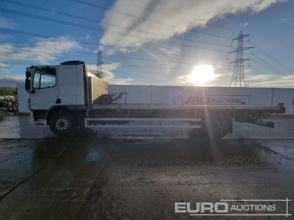 2010 DAF CF65.250 - Camião de caixa aberta/ Plataforma: foto 2 2010 DAF CF65.250 - Camião de caixa aberta/ Plataforma: foto 2
