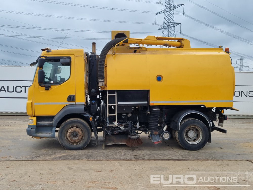 2010 DAF LF45 - Varredora urbana: foto 2 2010 DAF LF45 - Varredora urbana: foto 2