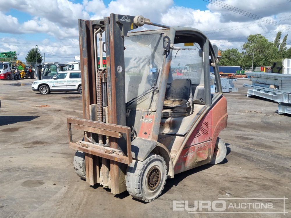 2010 Linde H25D-01 - Empilhadeira a diesel: foto 1 2010 Linde H25D-01 - Empilhadeira a diesel: foto 1
