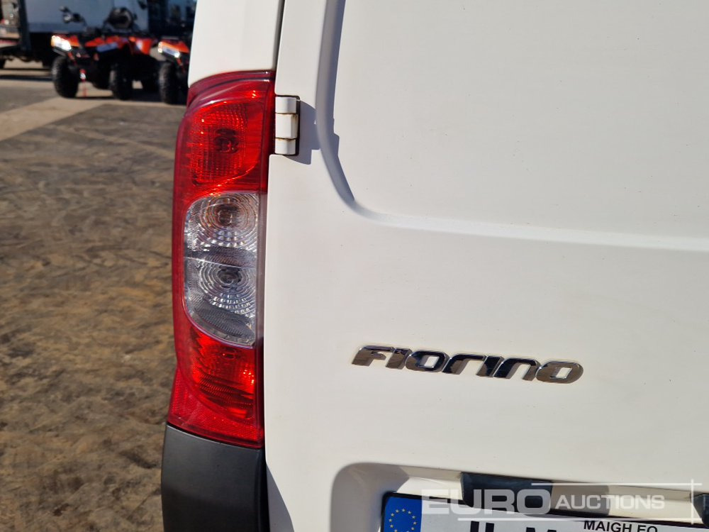 Furgão compacto 2011 Fiat Fiorino: foto 26