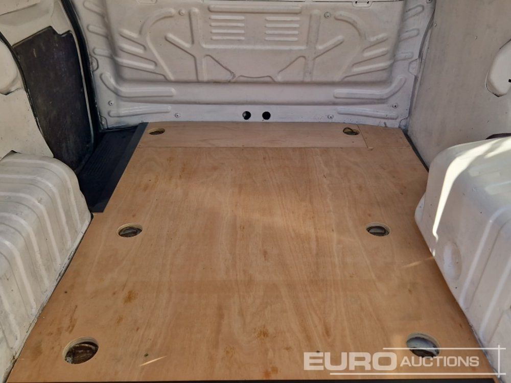 Furgão compacto 2011 Fiat Fiorino: foto 29