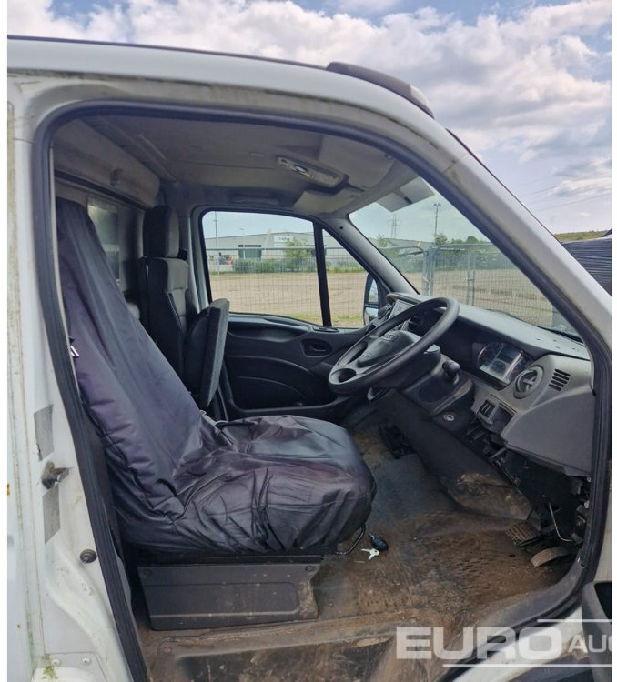 2011 Iveco 35S11 - Camião de caixa aberta/ Plataforma: foto 5 2011 Iveco 35S11 - Camião de caixa aberta/ Plataforma: foto 5