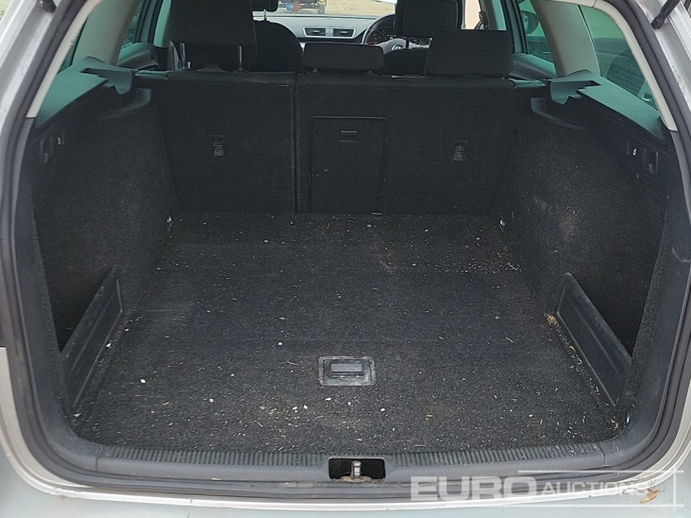 Automóvel 2011 Volkswagen Passat: foto 19