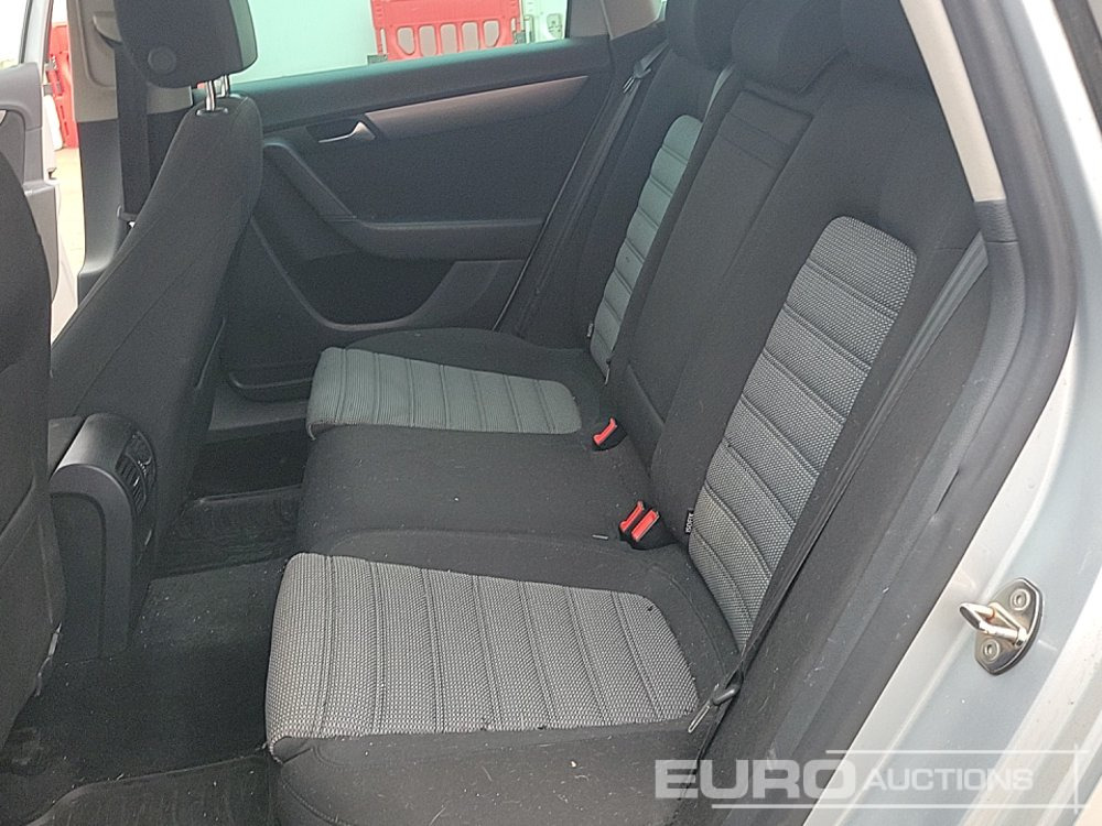 Automóvel 2011 Volkswagen Passat: foto 22