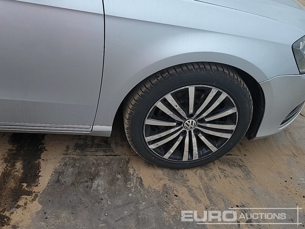 Automóvel 2011 Volkswagen Passat: foto 12