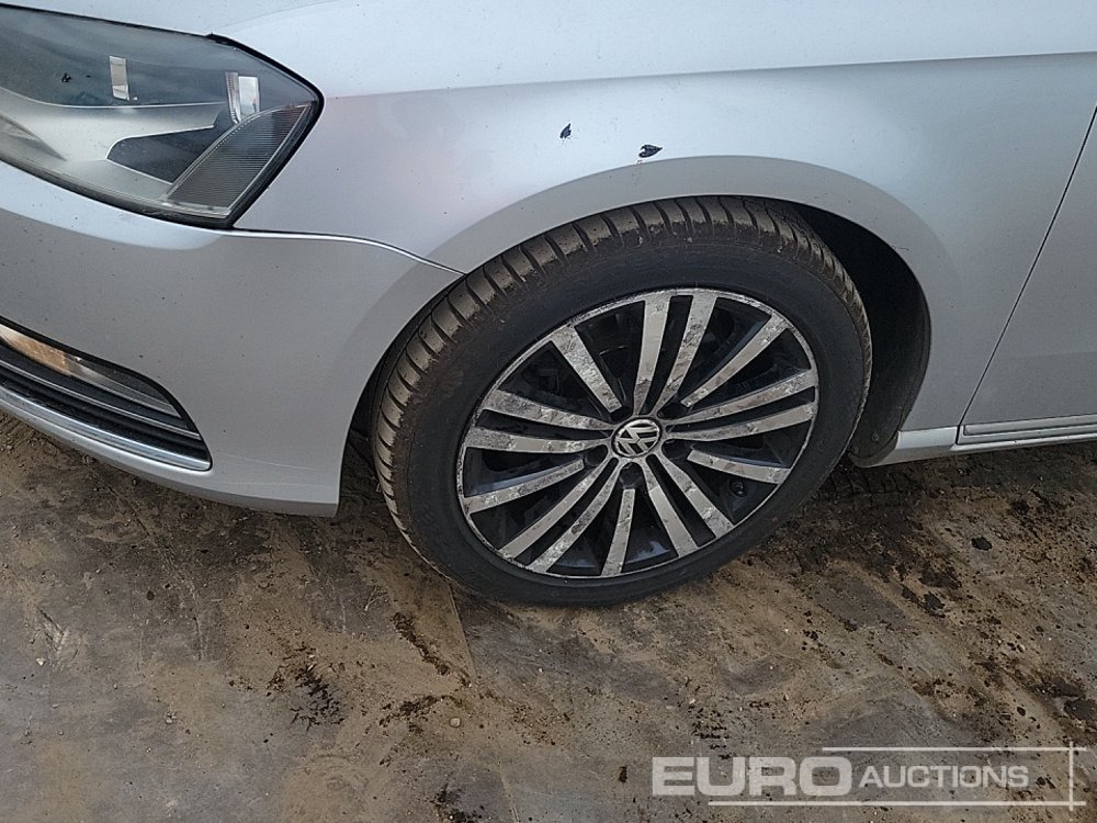 Automóvel 2011 Volkswagen Passat: foto 9
