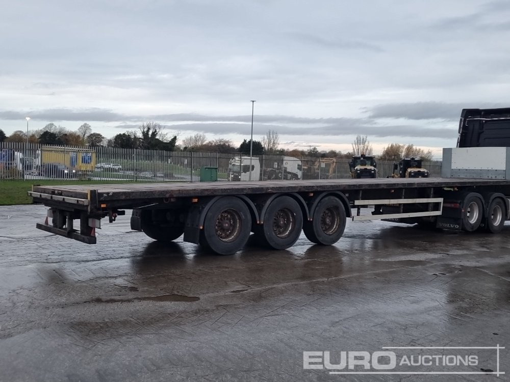 2012 Don-Bur Tri Axle Flat Bed Trailer - Semi-reboque plataforma/ Caixa aberta: foto 5 2012 Don-Bur Tri Axle Flat Bed Trailer - Semi-reboque plataforma/ Caixa aberta: foto 5
