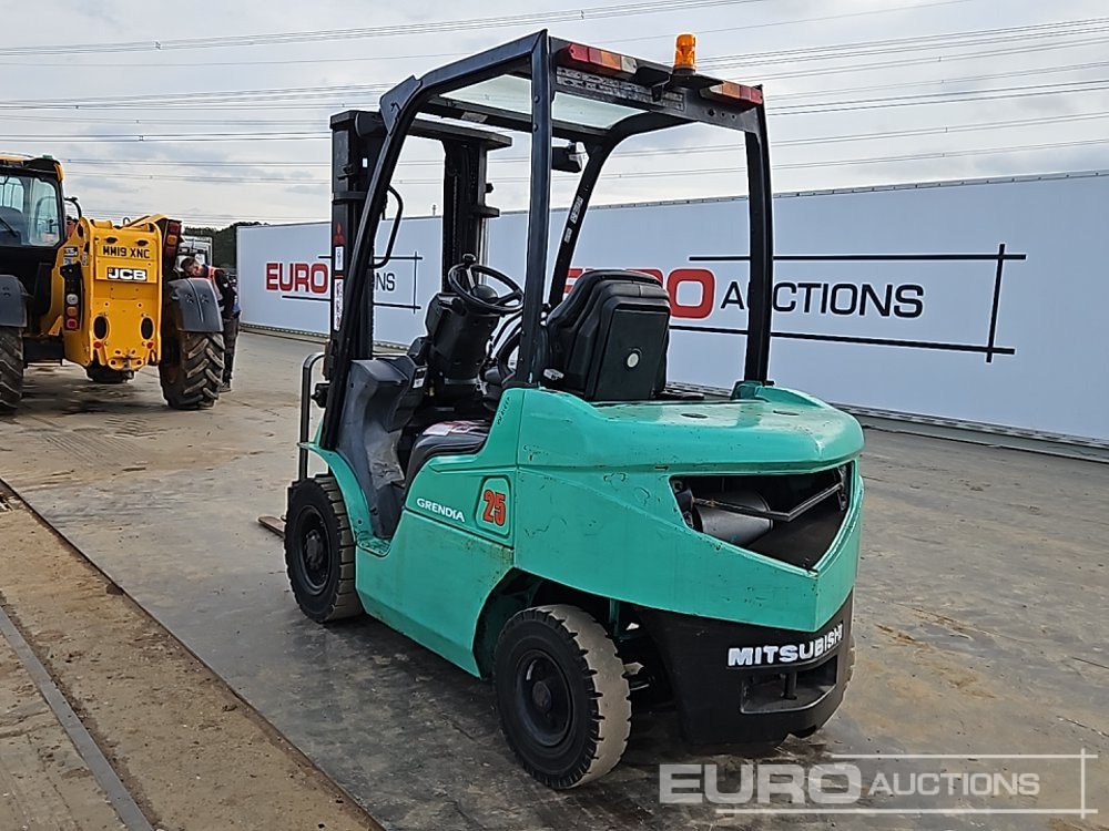 2012 Mitsubishi FD25N - Empilhadeira: foto 5 2012 Mitsubishi FD25N - Empilhadeira: foto 5