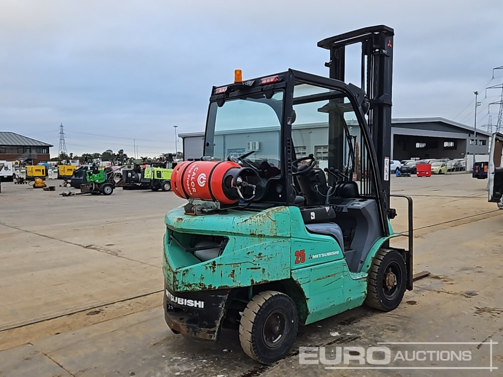 2012 Mitsubishi FG25N - Empilhadeira: foto 5 2012 Mitsubishi FG25N - Empilhadeira: foto 5