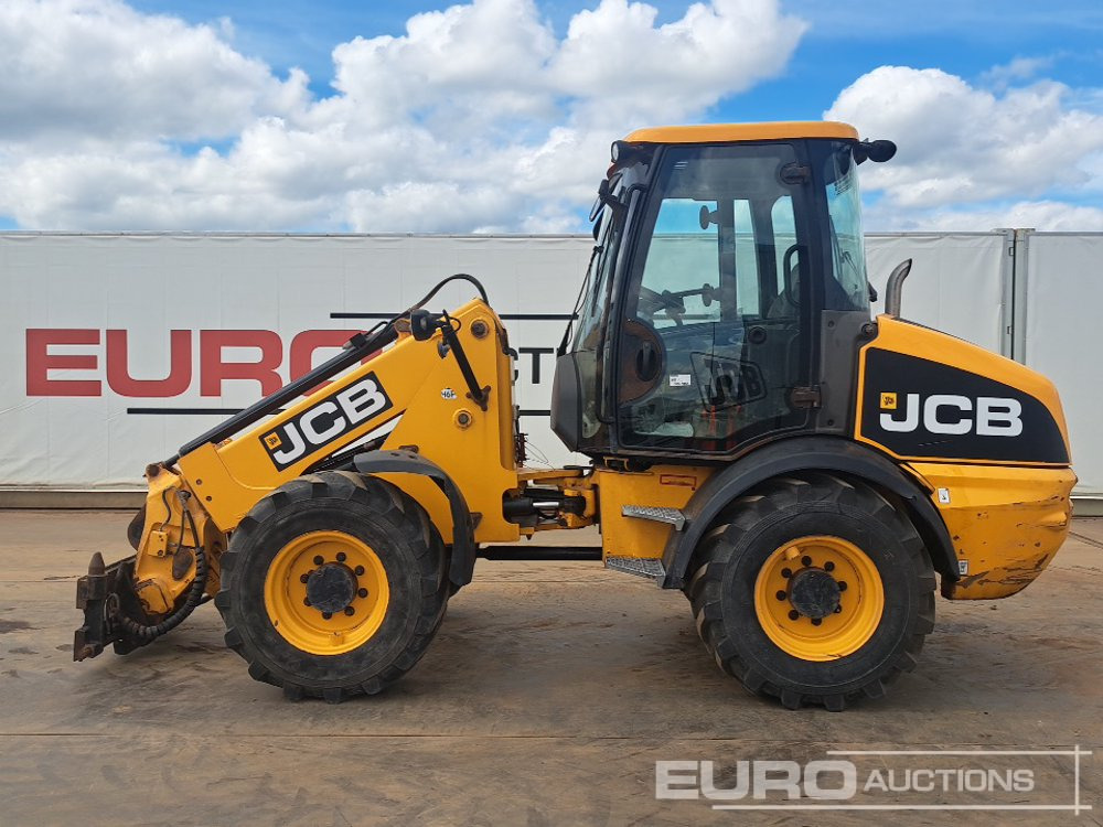 2013 JCB TM220 - Empilhador telescópico: foto 2 2013 JCB TM220 - Empilhador telescópico: foto 2