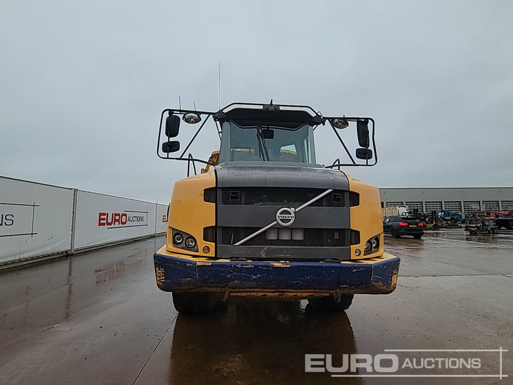 Caminhão articulado 2013 Volvo A30F: foto 8