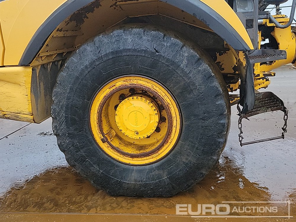 Caminhão articulado 2013 Volvo A30F: foto 14