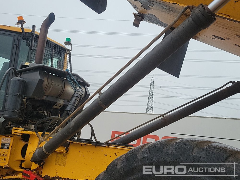 Caminhão articulado 2013 Volvo A30F: foto 23