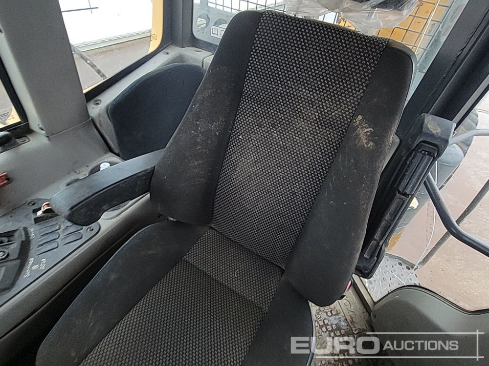 Caminhão articulado 2013 Volvo A30F: foto 42