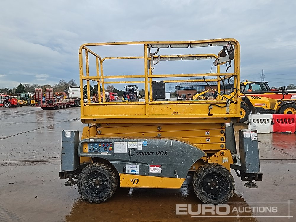 Plataforma aérea 2014 Haulotte Compact 10DX: foto 6