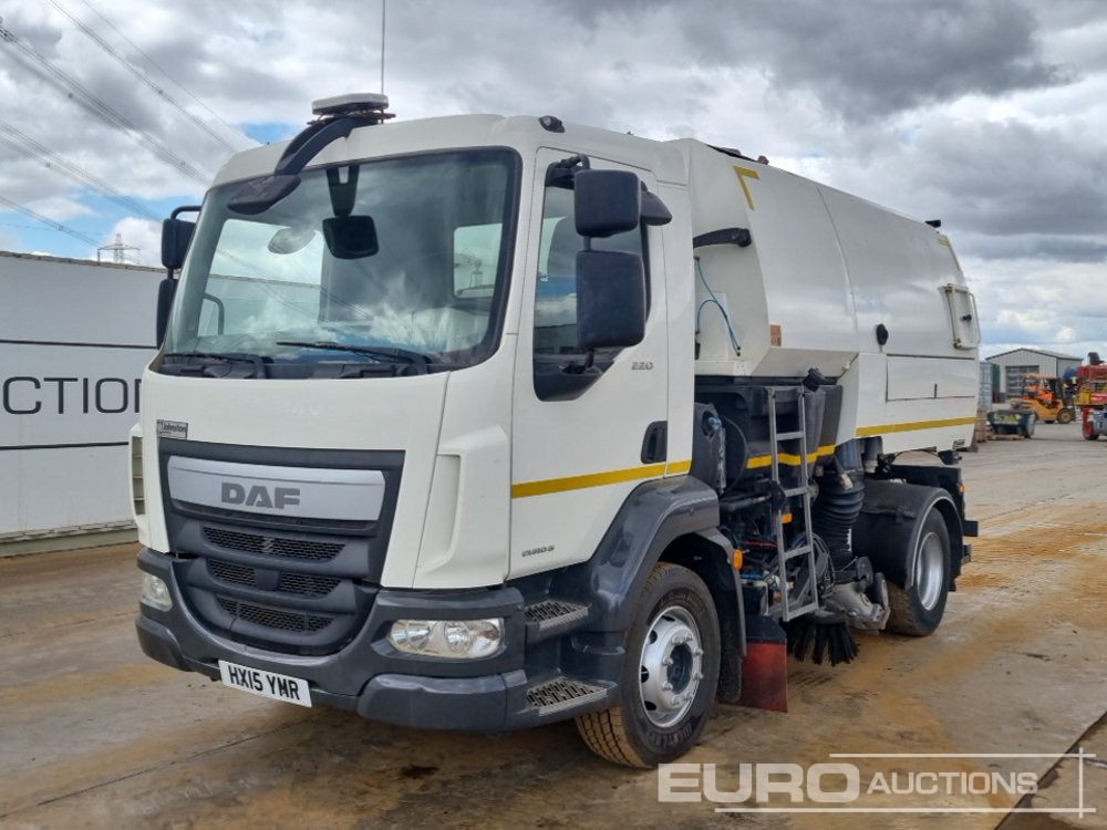 2015 DAF LF55.220 - Varredora urbana: foto 1 2015 DAF LF55.220 - Varredora urbana: foto 1