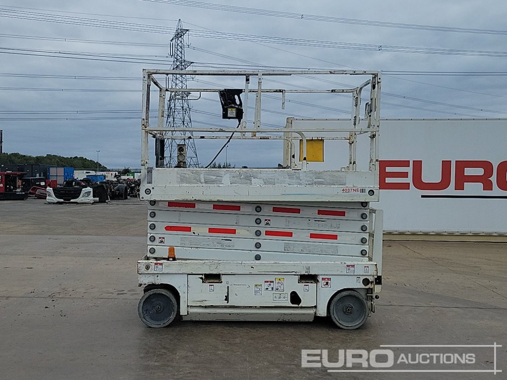 2015 Haulotte Compact 14 - Plataforma aérea: foto 2 2015 Haulotte Compact 14 - Plataforma aérea: foto 2