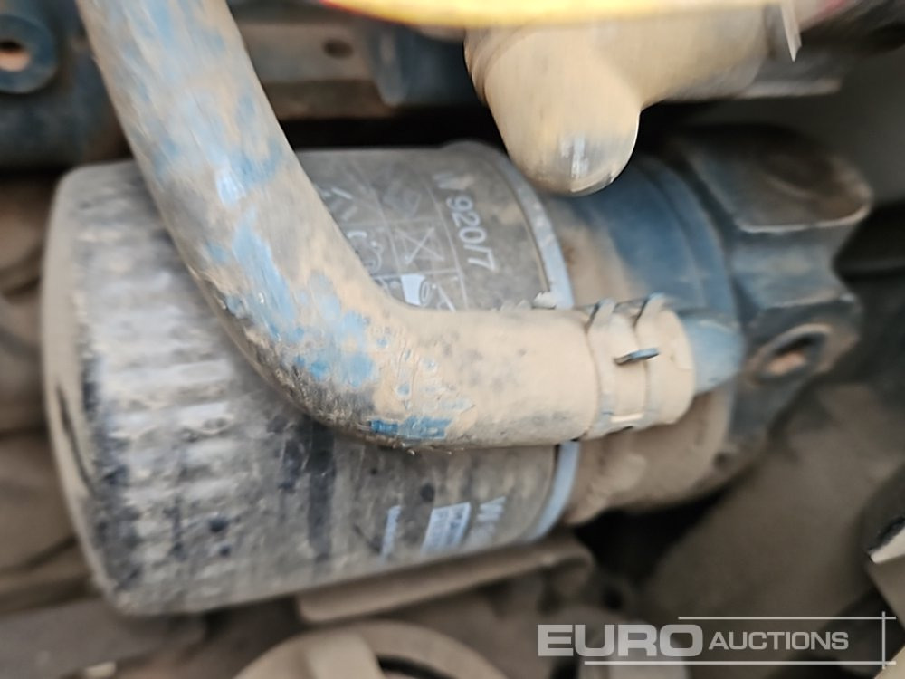 Mini escavadeira 2015 Kubota U48-4: foto 46 Mini escavadeira 2015 Kubota U48-4: foto 46
