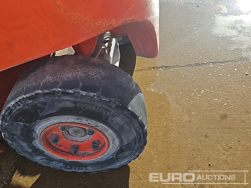 2015 Linde H30D-02 - Empilhadeira a diesel: foto 2 2015 Linde H30D-02 - Empilhadeira a diesel: foto 2