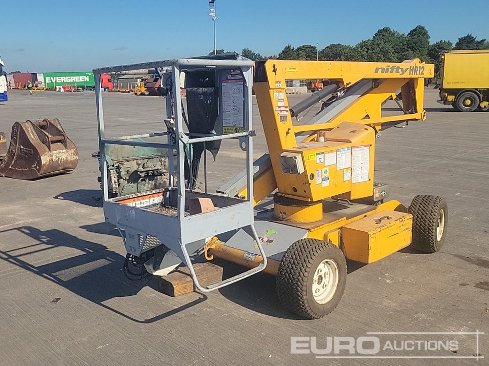 2015 Niftylift HR12NDE - Plataforma aérea: foto 1 2015 Niftylift HR12NDE - Plataforma aérea: foto 1