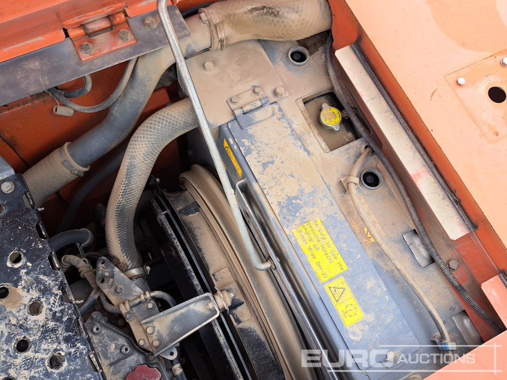 Escavadora de rastos 2016 Hitachi ZX225USLC-5B: foto 48