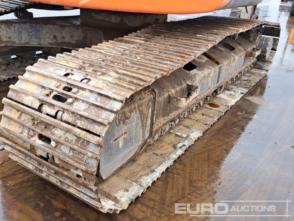 Escavadora de rastos 2016 Hitachi ZX225USLC-5B: foto 26