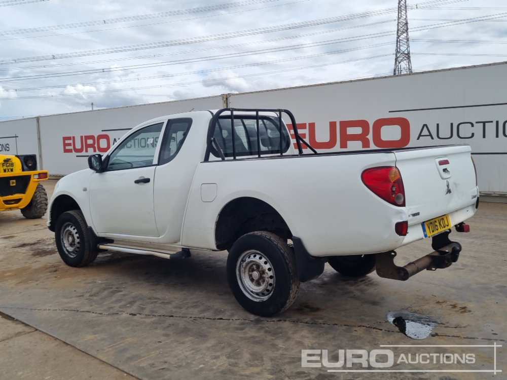 2016 Mitsubishi L200 - Pick-up: foto 3 2016 Mitsubishi L200 - Pick-up: foto 3