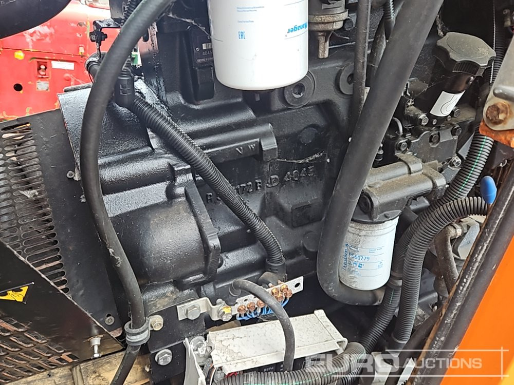 Gerador elétrico 2016 SDMO R110C3: foto 22