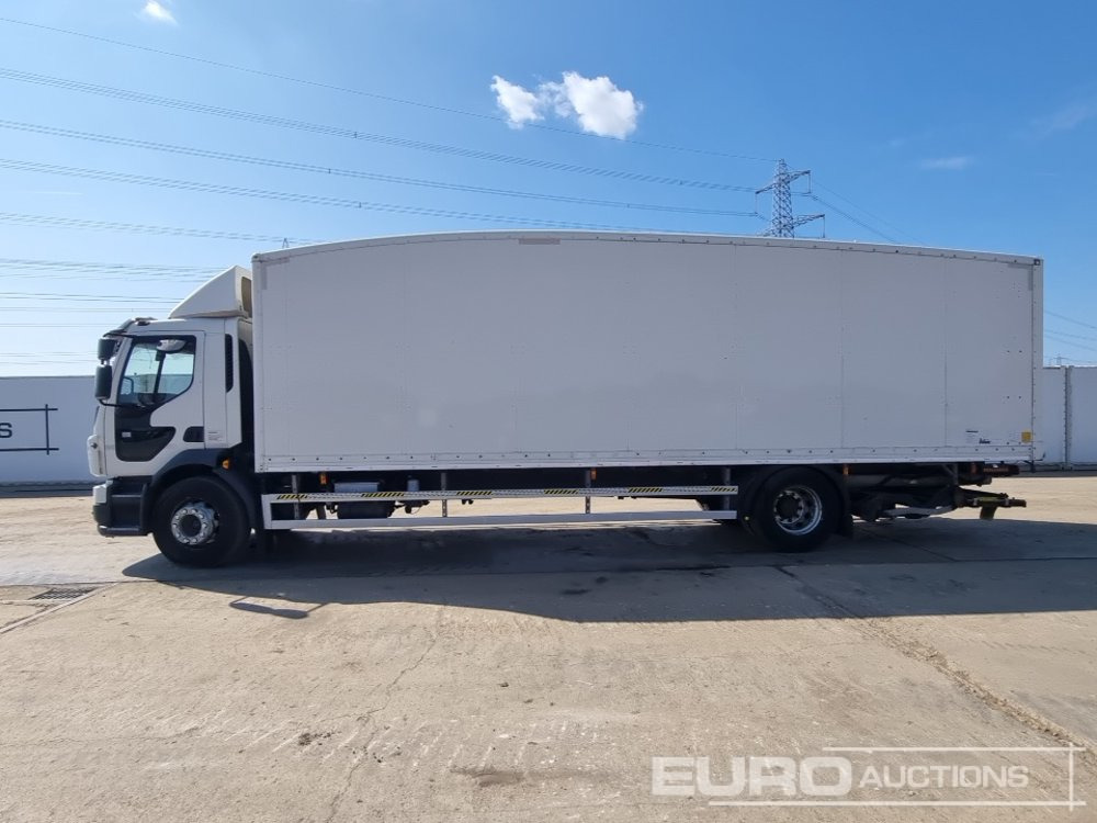 2016 Volvo FL818 - Camião furgão: foto 2 2016 Volvo FL818 - Camião furgão: foto 2