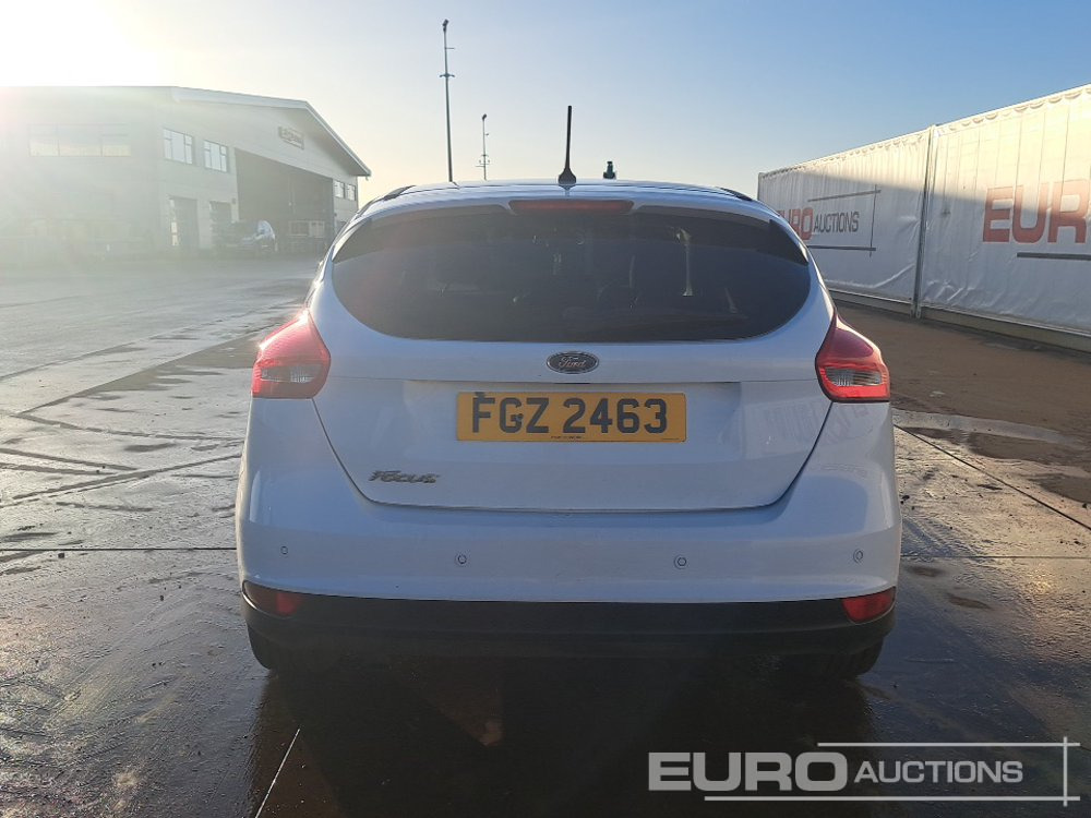 2017 Ford Focus Zetec - Automóvel: foto 4 2017 Ford Focus Zetec - Automóvel: foto 4