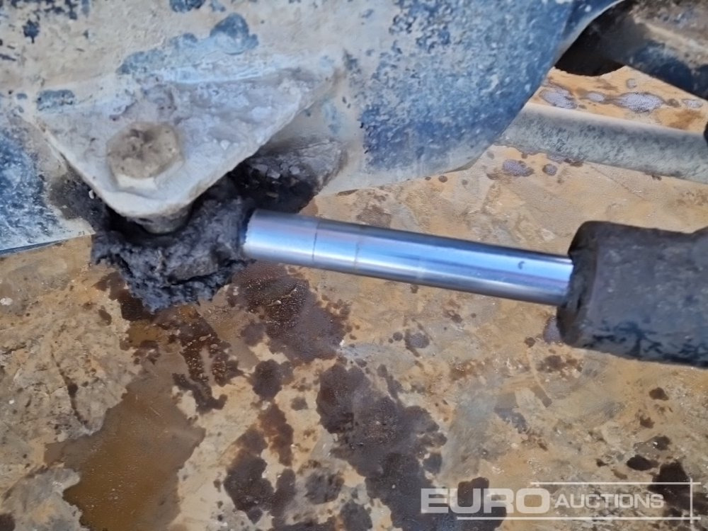 Tombador 2017 JCB 3TST: foto 29