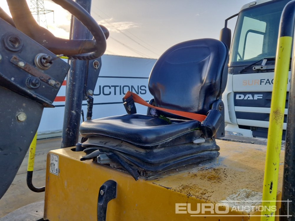 Tombador 2017 JCB 3TST: foto 32