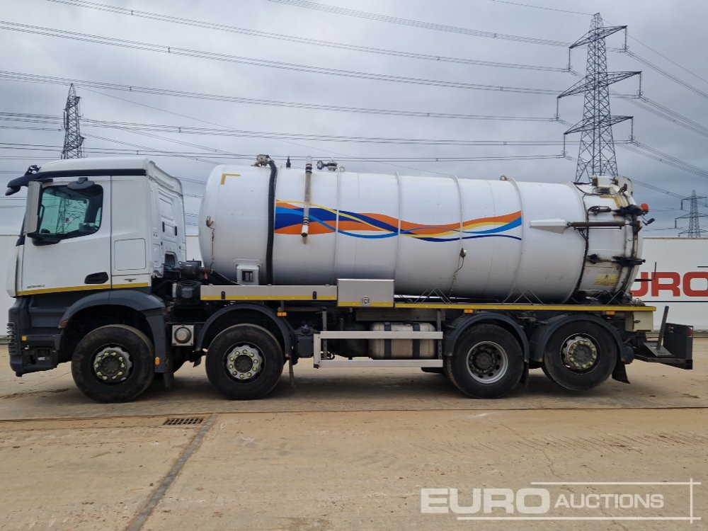2017 Mercedes Arocs 3240 - Caminhão tanque: foto 2 2017 Mercedes Arocs 3240 - Caminhão tanque: foto 2