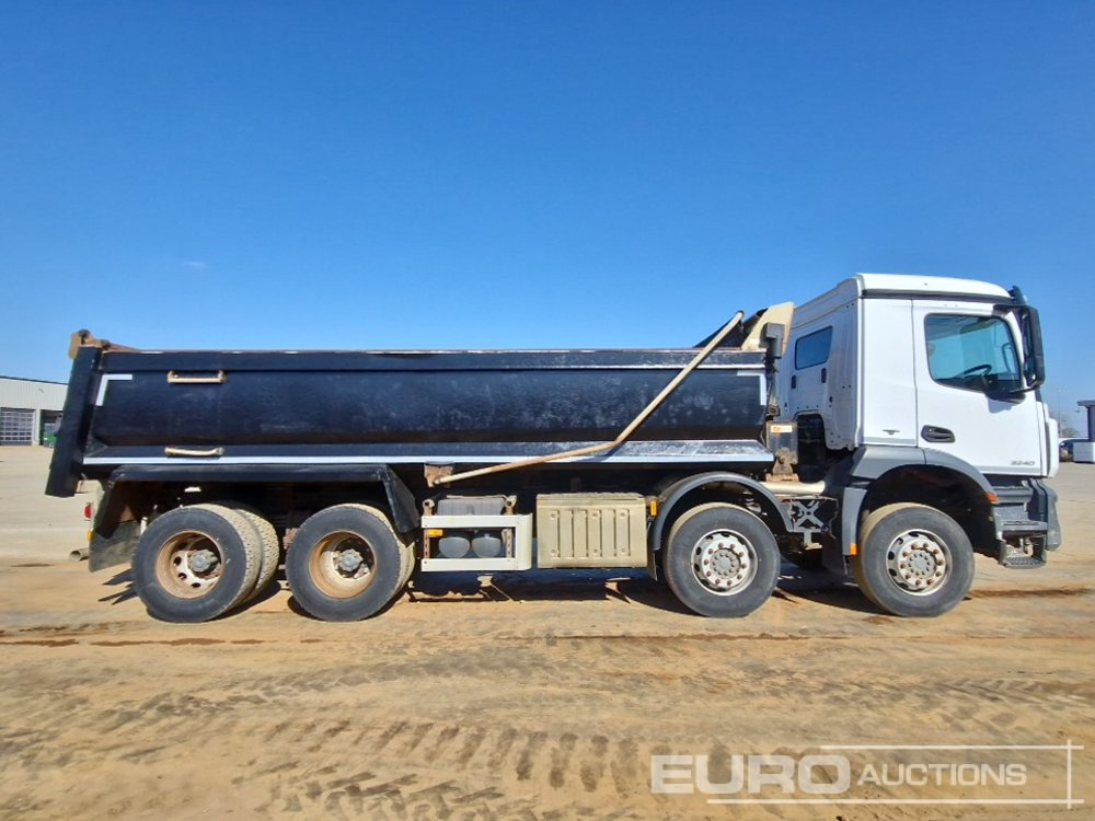 Camião basculante 2017 Mercedes Arocs 3240: foto 6