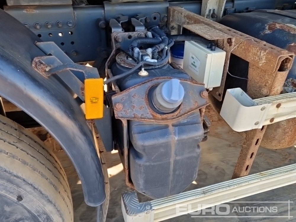 Camião basculante 2017 Mercedes Arocs 3240: foto 24