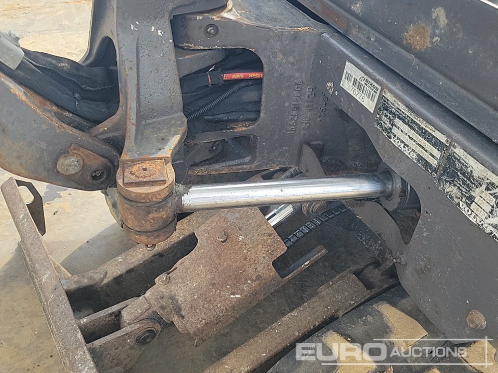 Mini escavadeira 2017 Volvo EC15D: foto 25