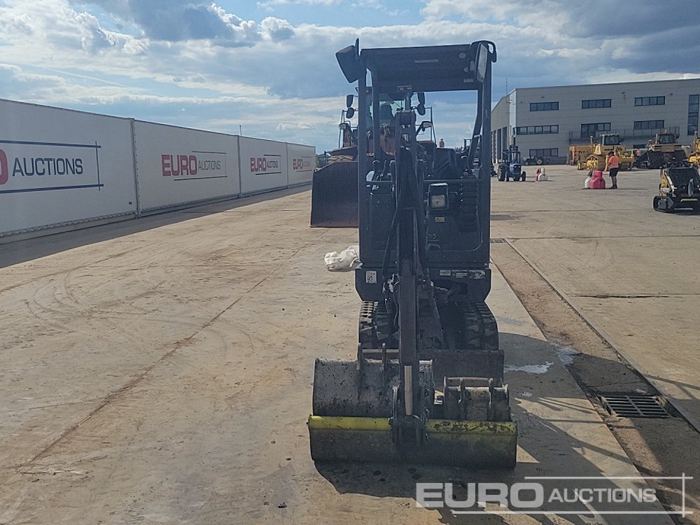 Mini escavadeira 2017 Volvo EC15D: foto 8