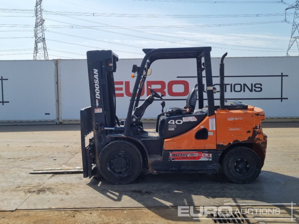 2018 Doosan D40SC-7 - Empilhadeira: foto 2 2018 Doosan D40SC-7 - Empilhadeira: foto 2