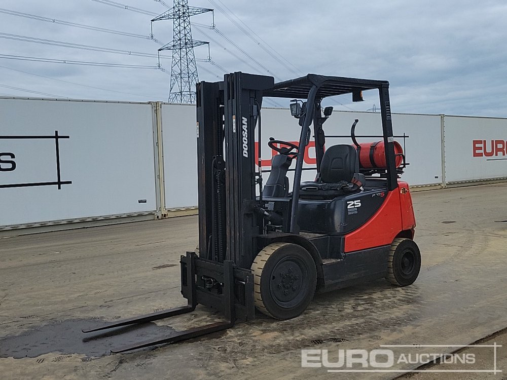 2018 Doosan G25P-5 - Empilhadeira: foto 1 2018 Doosan G25P-5 - Empilhadeira: foto 1