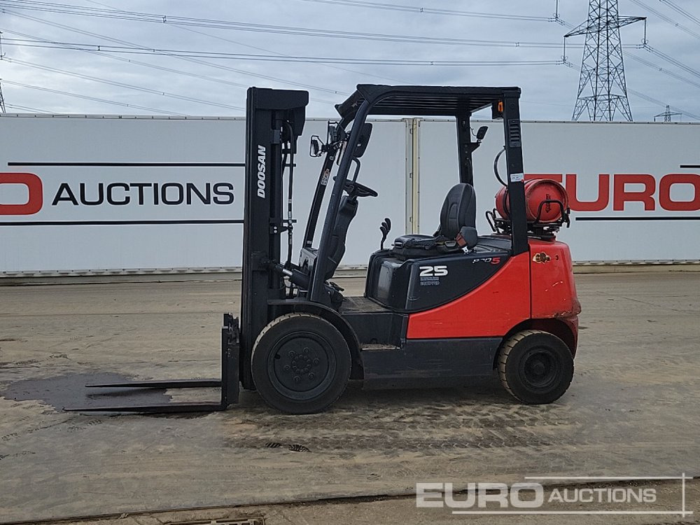 2018 Doosan G25P-5 - Empilhadeira: foto 2 2018 Doosan G25P-5 - Empilhadeira: foto 2