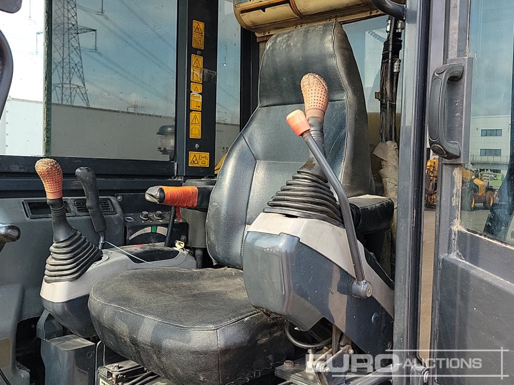 Mini escavadeira 2018 Komatsu PC56-7: foto 37