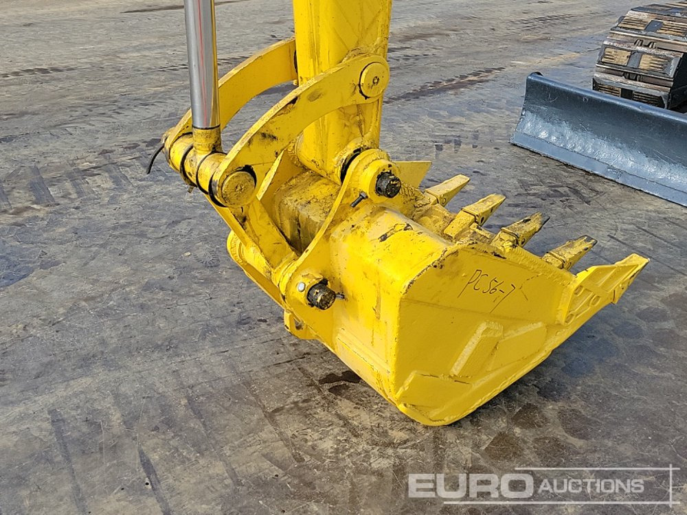 Mini escavadeira 2018 Komatsu PC56-7: foto 22