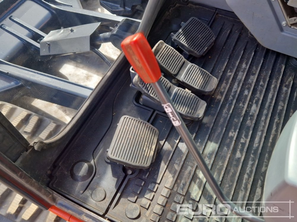 Mini escavadeira 2018 Kubota KX080-4A: foto 39