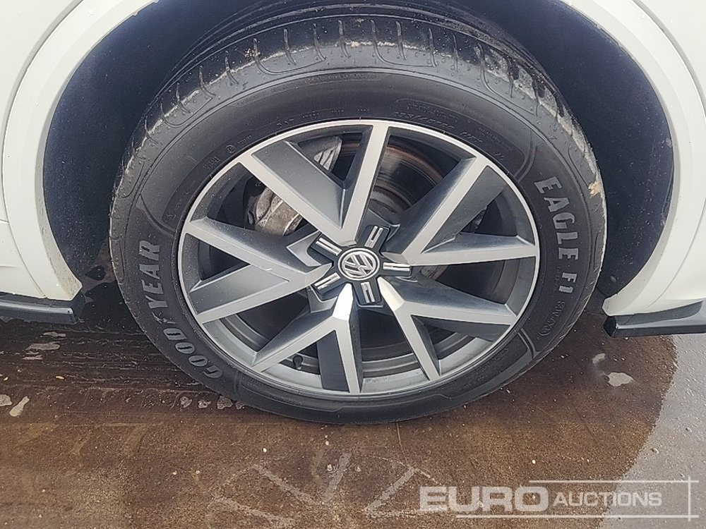 SUV 2018 Volkswagen Touareg: foto 12