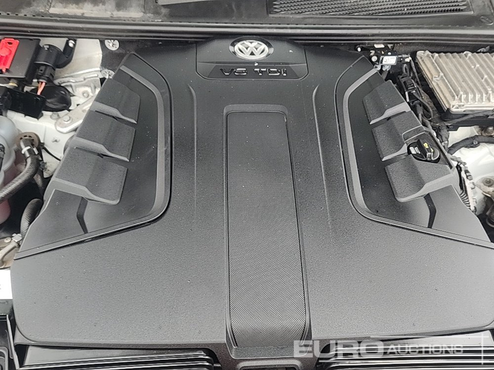 SUV 2018 Volkswagen Touareg: foto 15