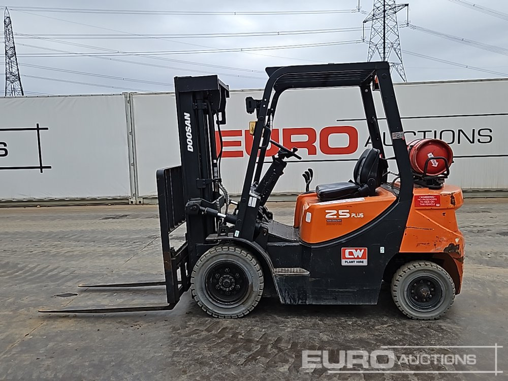 2019 Doosan G25GP - Empilhadeira: foto 2 2019 Doosan G25GP - Empilhadeira: foto 2