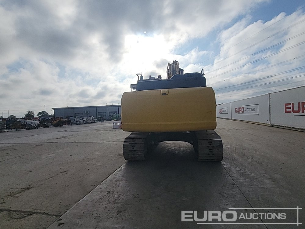 2019 Komatsu HB215LC-3 - Escavadora de rastos: foto 4 2019 Komatsu HB215LC-3 - Escavadora de rastos: foto 4